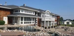 Seasons at Rose Creek: 1500 E Rose Creek Pkwy S, Fargo, ND 58104